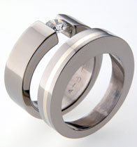 Titanium tension setting rings - Diamond tension set - Concentric